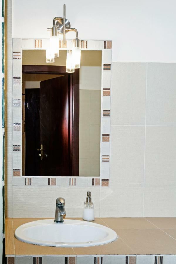 Szucha Apartment *